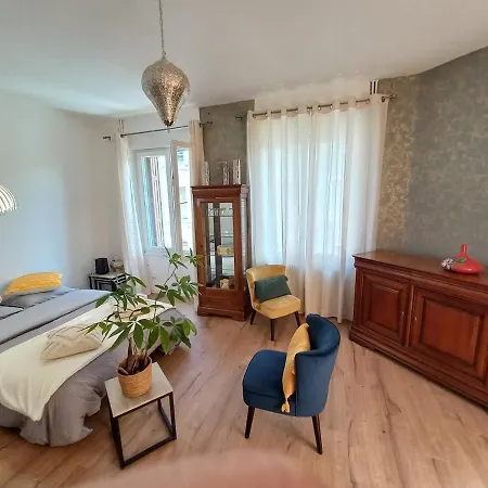 公寓 Family Rose Duplex